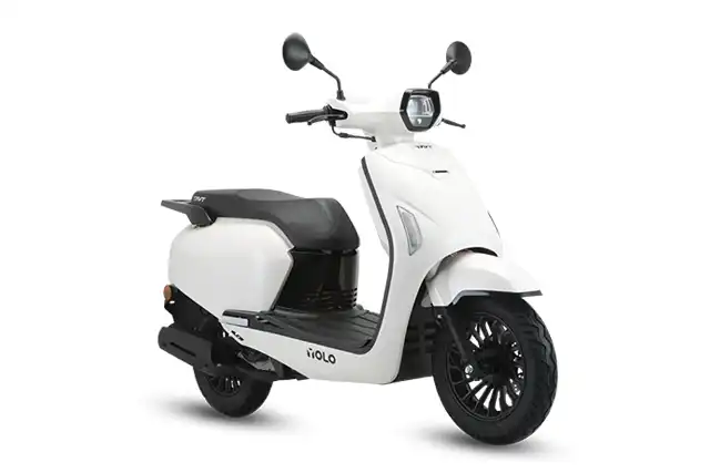 TNT Motor YOLO 50 blanc face